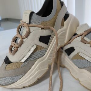 Dolce & Gabbana Beige and Black Chunky Sneakers